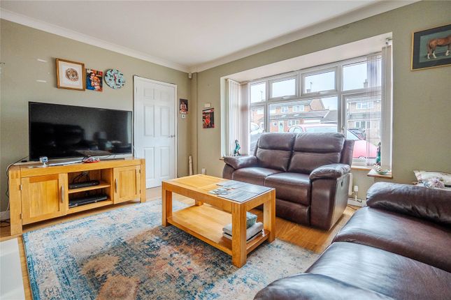 15, Appleby Gardens, Beds photo 2