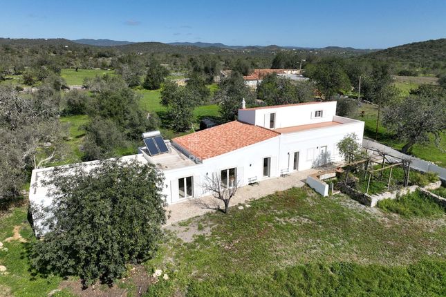 Thumbnail Property for sale in Moncarapacho, Moncarapacho E Fuseta, Algarve