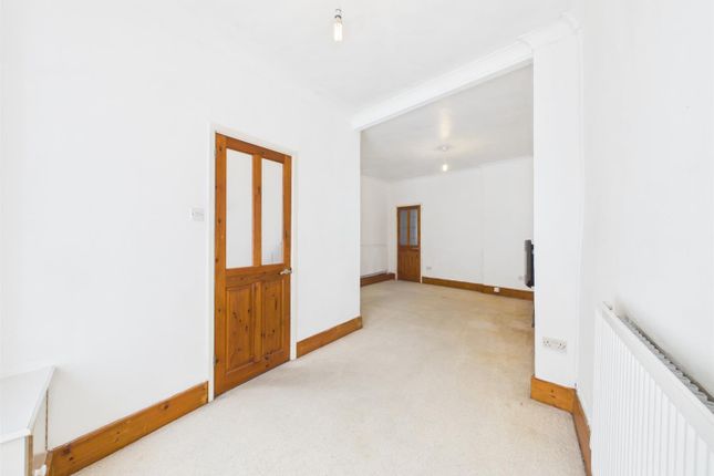 49, Prospect Place, Llanelli photo 4
