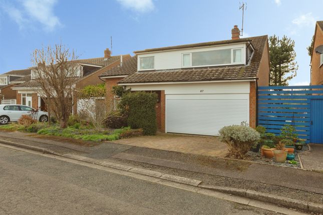 87, Riverside, Leighton Buzzard photo 2