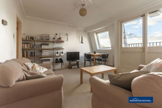 Top Floor Flat 5, 96, Sutherland Ave, Maida Vale photo 3