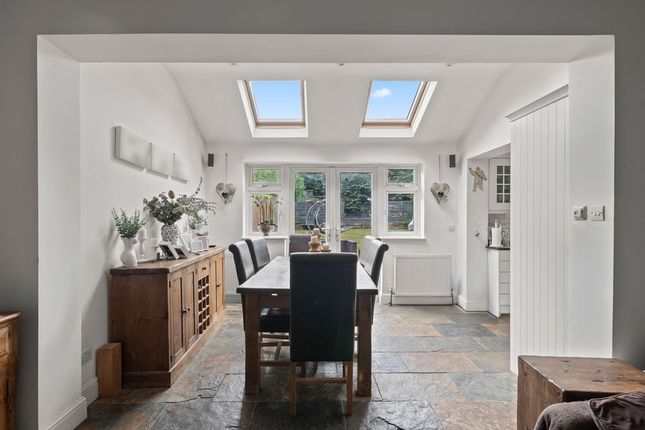 95, Blenheim Gardens, Wallington photo 4