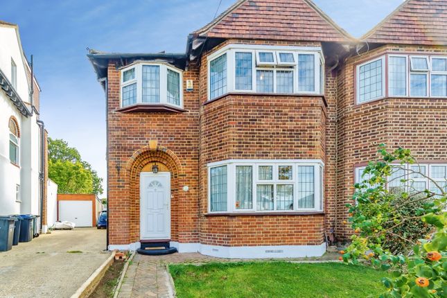 3-bed semi-detached on Lorne Avenue, Croydon, £550,000