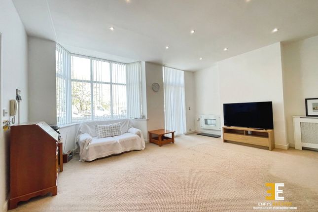 12a, Oxford Road, Llandudno photo 3