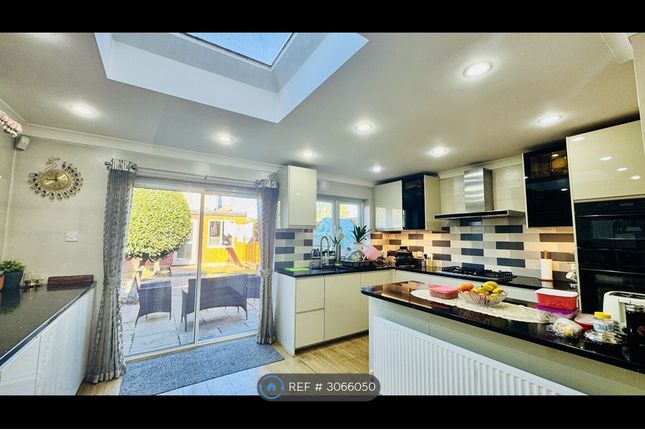 Malvern Avenue, Harrow photo 4