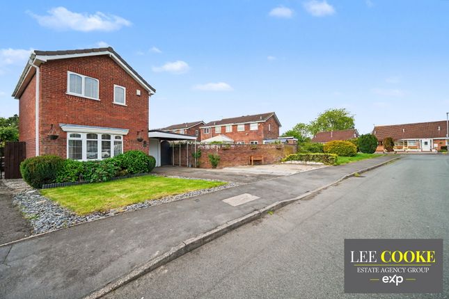 2-bed house on 11, Green Meadow Road, Willenhall, £255,000
