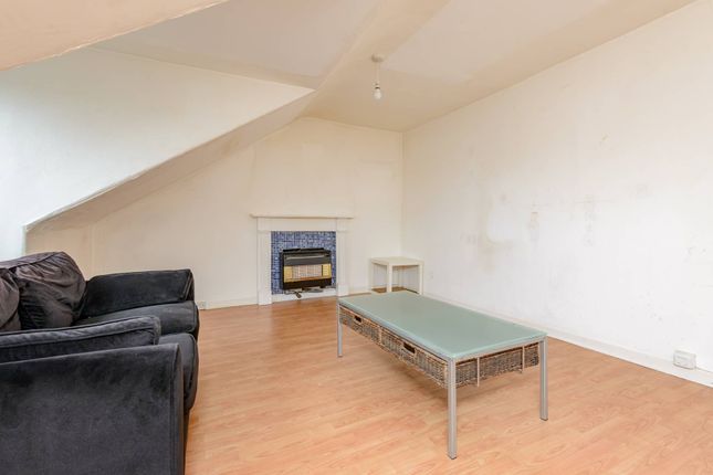 125 (4f), Leith Walk, EDINBURGH photo 4