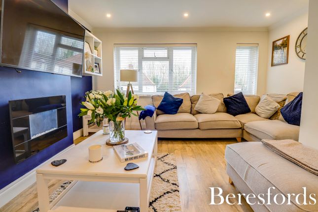 19, Beech Avenue, Essex photo 4
