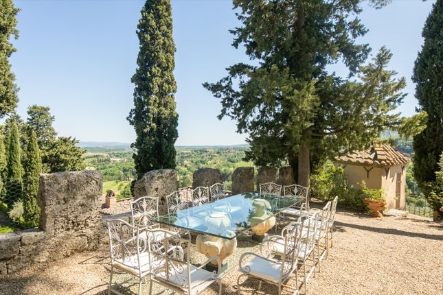 Villa for sale in Cetona, Siena, Tuscany, Italy