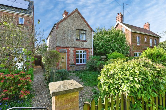 3-bed detached on Southgate Lane, King's Lynn, £325,000