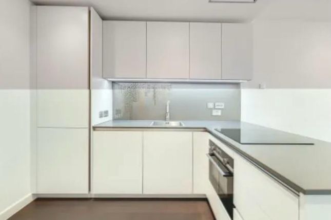 67 Bondway,4004, Parry St, London photo 3