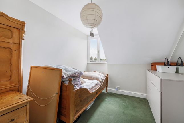 Flat for sale in Beverley Road, Chiswick