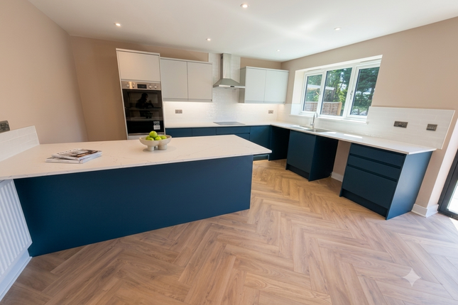 64A, Milton Keynes photo 3