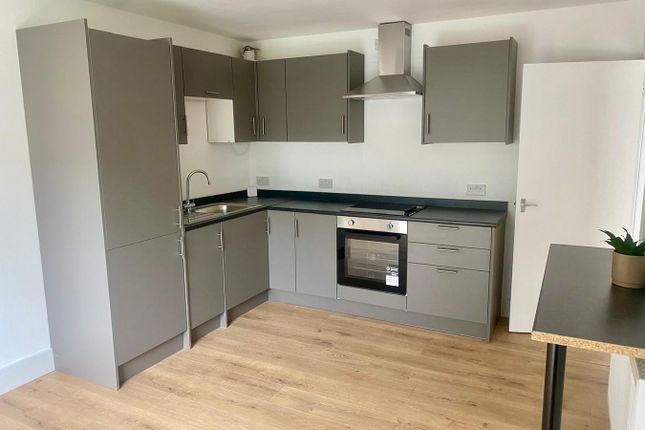 Flat 1, 29-31, Lansdown Road, Chalfont St Peter photo 4