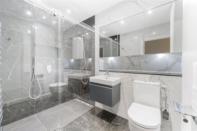 Flat 13,, Luminosity Court, West Ealing photo 4