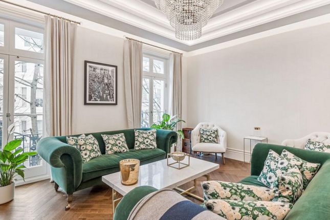 5-bed house on 23, Brunswick Gardens, London, £5,950,000