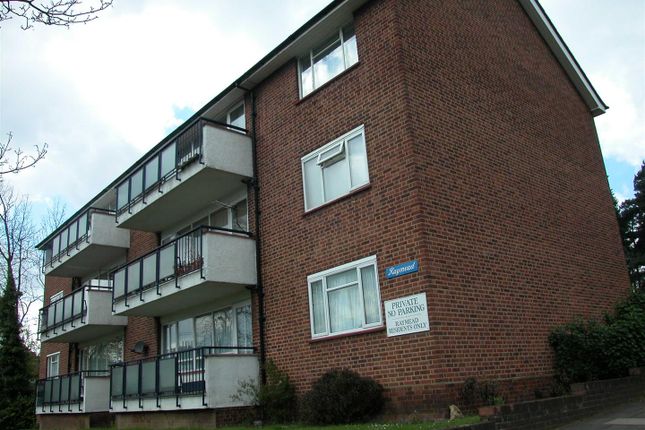Thumbnail Flat to rent in Raymead, Tenterden Grove, Hendon, London