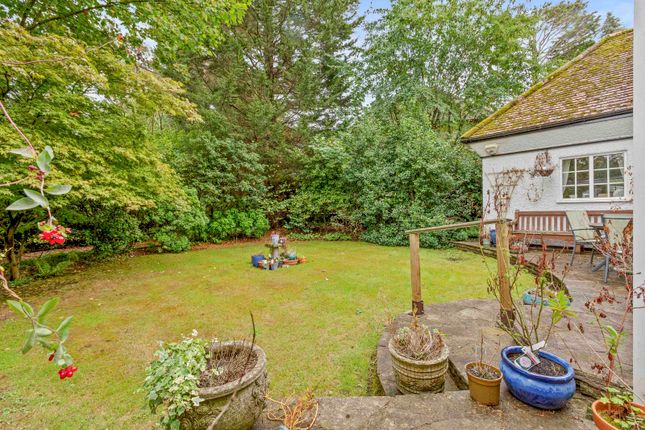The White Cottage, Cokes Lane, Chalfont St Giles photo 2