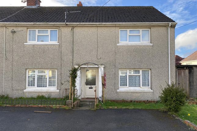 Thumbnail Flat for sale in Bron Gwendraeth, Carway, Kidwelly