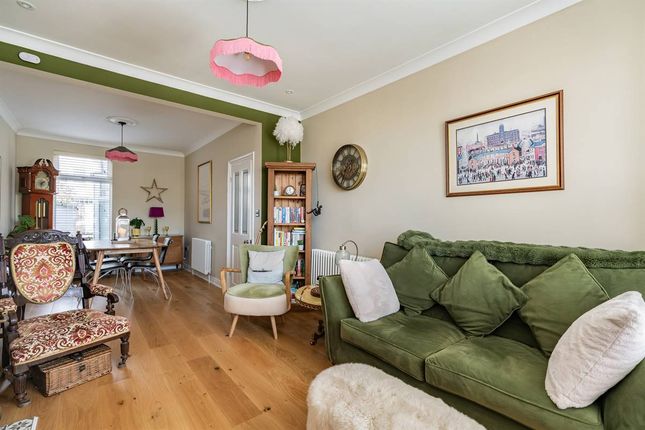 10, Gordon Road, Herne Bay photo 4