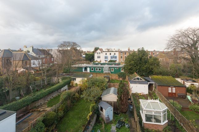 Maisonette for sale in Clarendon Gardens, Ramsgate