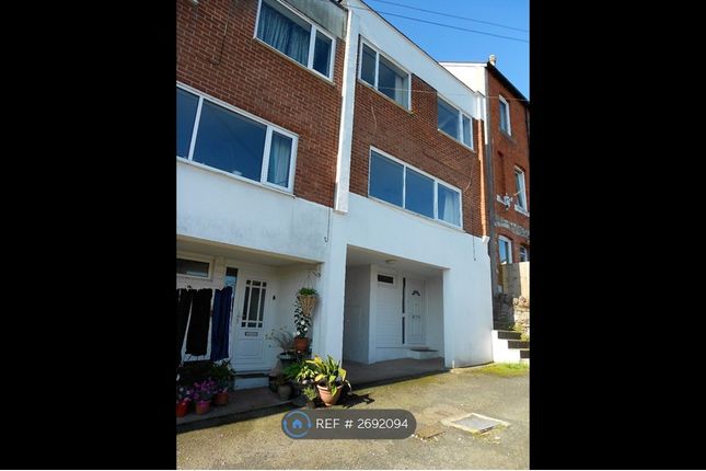 Front Of House With Parking