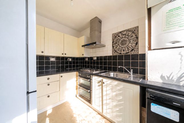 95, Ardoch Road, London photo 4