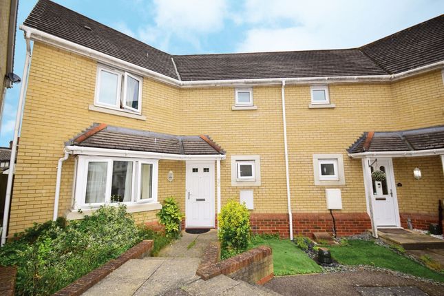 Thumbnail Semi-detached house to rent in Critchley Avenue, Dartford