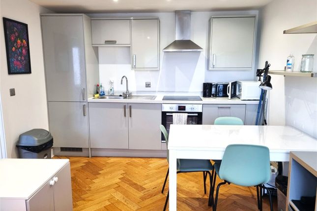 Flat 1, 2, Lon Hendre, Aberystwyth photo 4