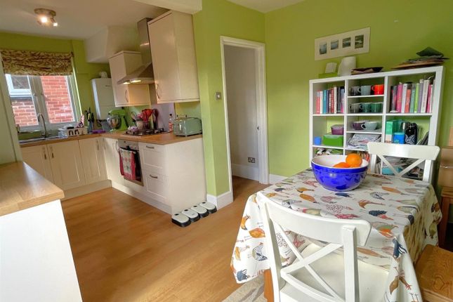 34, Roseland Avenue, Exeter photo 2
