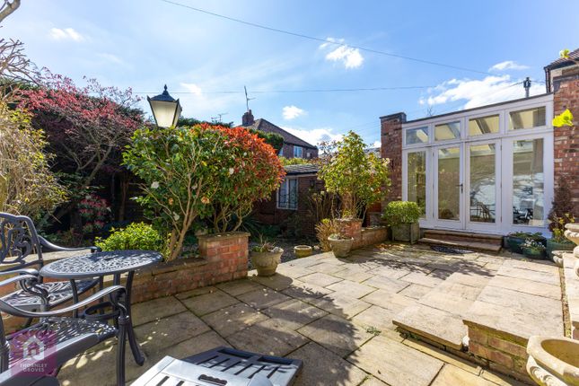 32, York Road, Altrincham photo 2