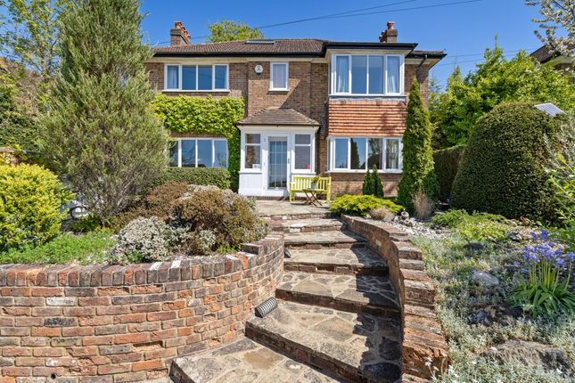 43 St. Marys Road, Leatherhead photo 2