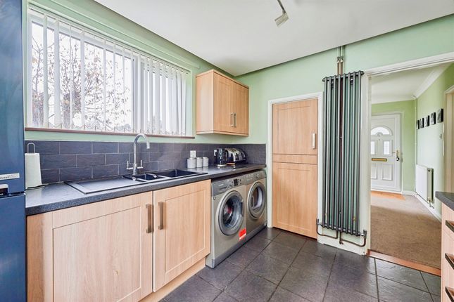 38, Mark Hall Moors, Harlow photo 4