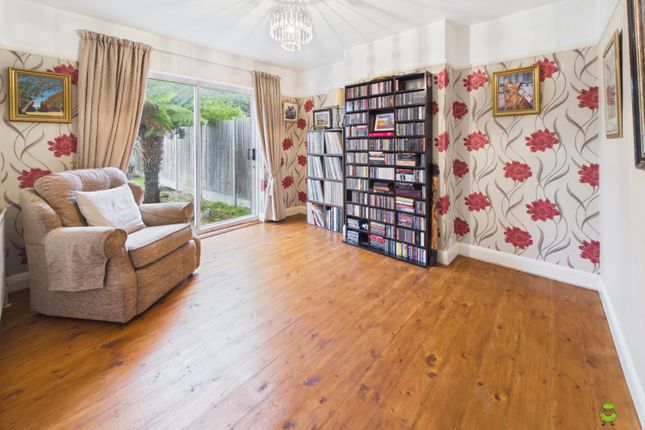Hollingbourne Avenue, Bexleyheath photo 3