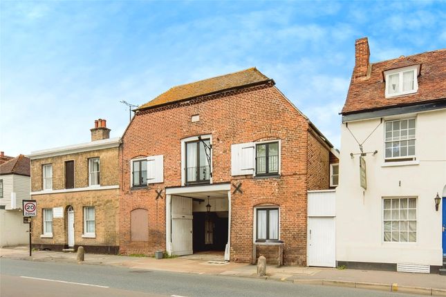 Flat for sale in North Lane, Canterbury, Kent