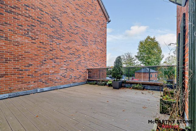 27 Oakfield Court, Crofts Bank Road, Manchester photo 3