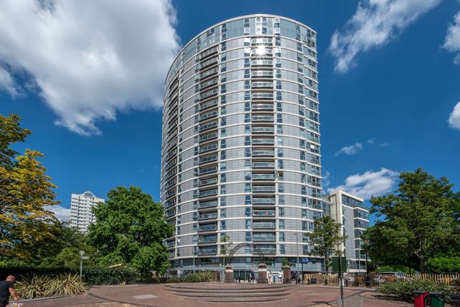 Thumbnail Flat for sale in Argento Tower, Wandsworth Town, London