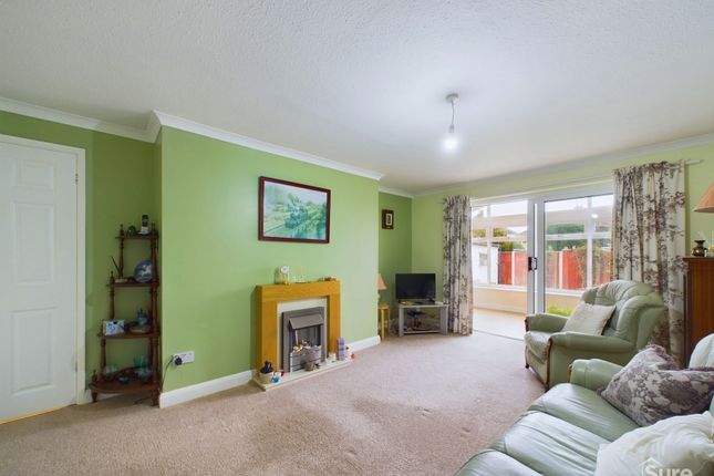 14 Bankfield Drive, Derby photo 4