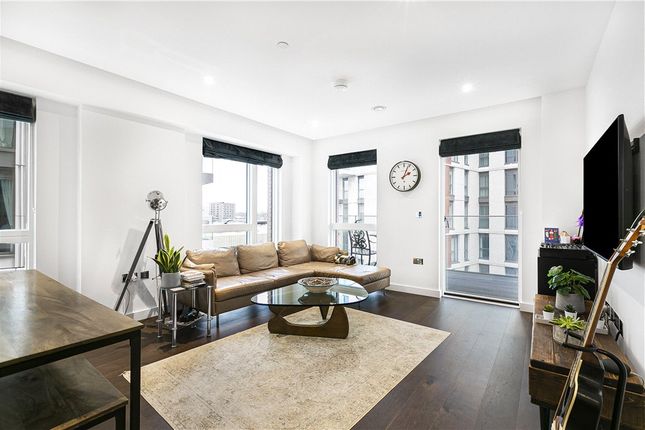 Thumbnail Flat for sale in Malthouse Road, London