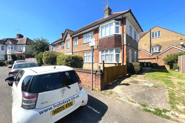 Flat to rent in Hill Crest, Potters Bar