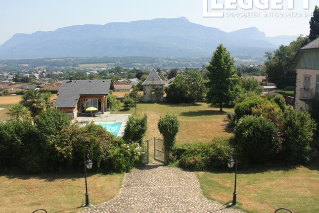 Villa for sale in La Motte-Servolex, Savoie, Auvergne-Rhône-Alpes
