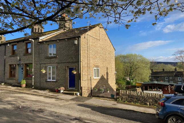 Thumbnail End terrace house for sale in Hope Street, Glossop