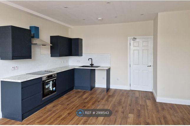 1-bed flat on A, Hamilton Road, Felixstowe, £775/mo