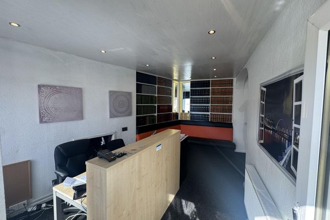 1-3, Cumbernauld Road, Glasgow, G31 2SW, Glasgow photo 3