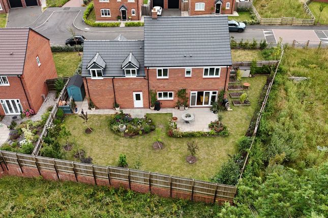 18 Clifford Place, Stafford photo 2