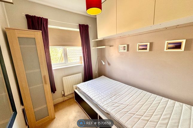 Thumbnail Room to rent in Mariners Way, Gravesend