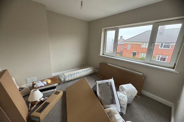 Semi-detached house to rent in Lindley Street, Newthorpe, Nottingham