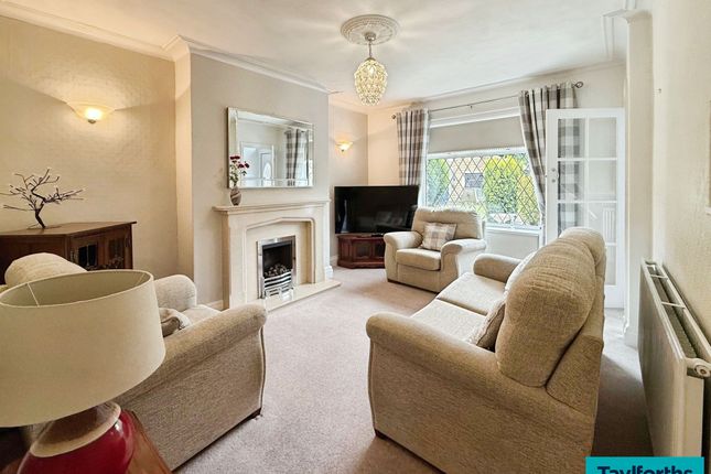 16 Myrtle Grove, Barnoldswick photo 4