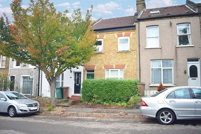 Thumbnail Terraced house to rent in Reading Road, Sutton