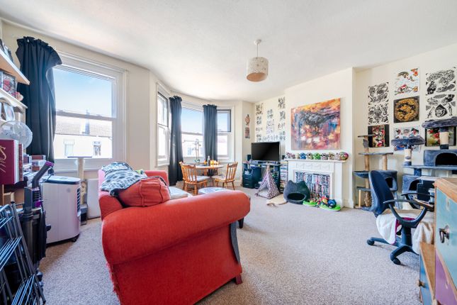 Flat 2, 14, York Road, West Sussex photo 2